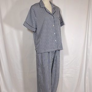Isaac Mizrahi Women’s Navy/White Striped Pajama Set Size L